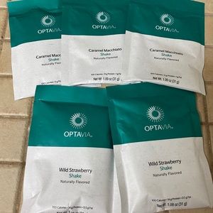 Optavia 5 shakes 3 Carmel, 2 strawberry exp 11/21